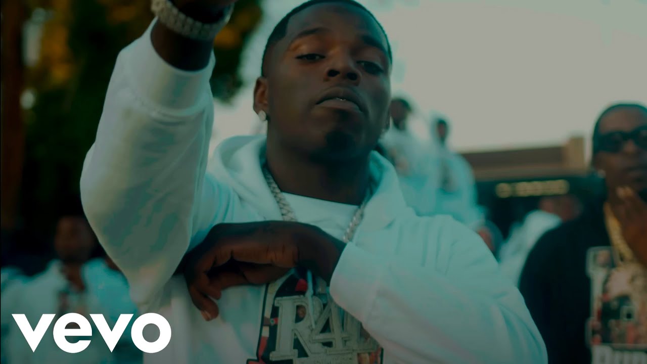 Big Boogie ft. Moneybagg Yo & DaBaby - Smoke With Me  [Music Video]