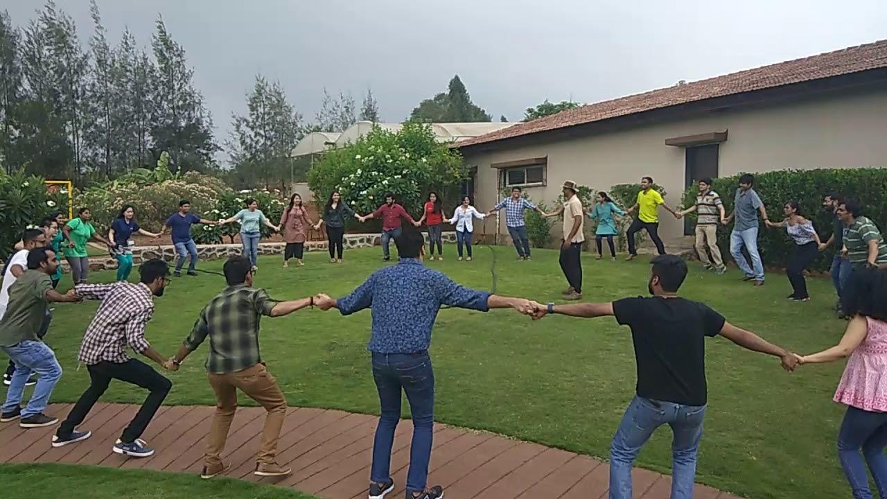 🎉 Jump In, Jump Out | Fun Icebreaker Activity for Teams & Groups! 🚀