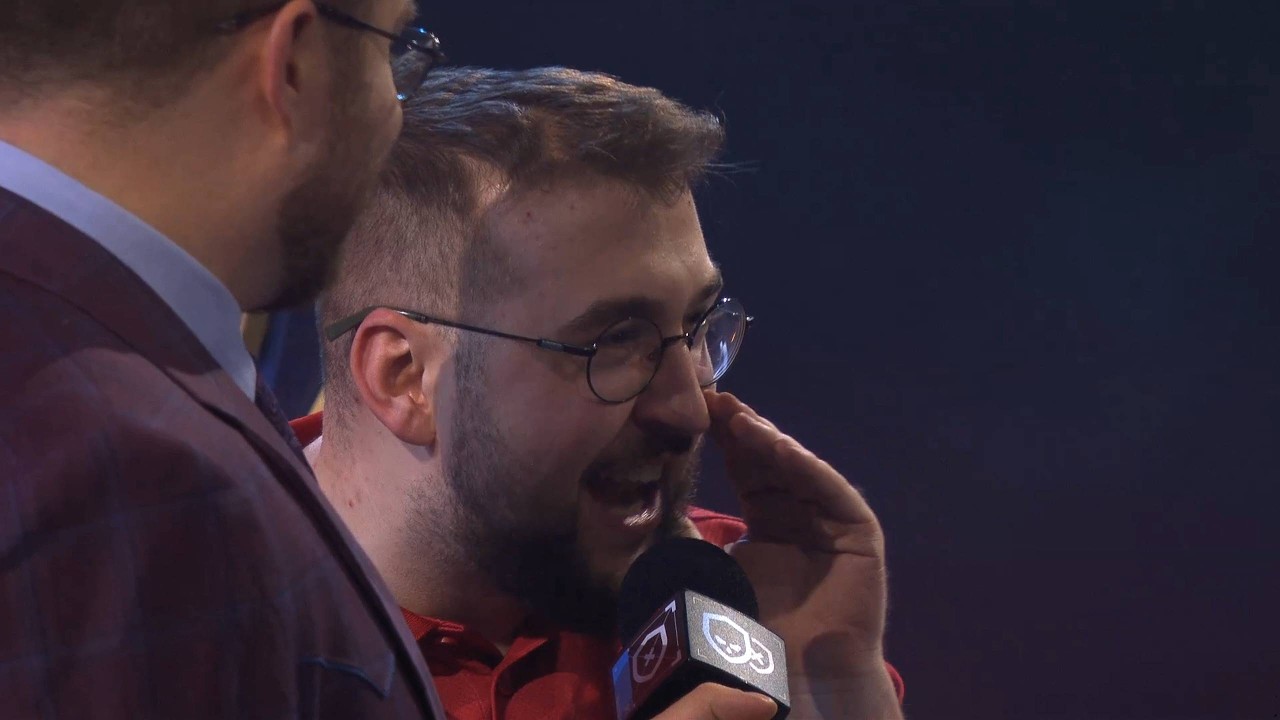 romanian crowd booing torzsi