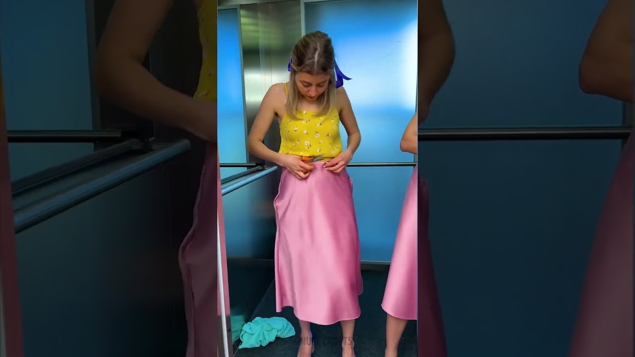 😆 When Your BFF Wears the SAME Dress&hellip; Instant Fix! #fashion #look