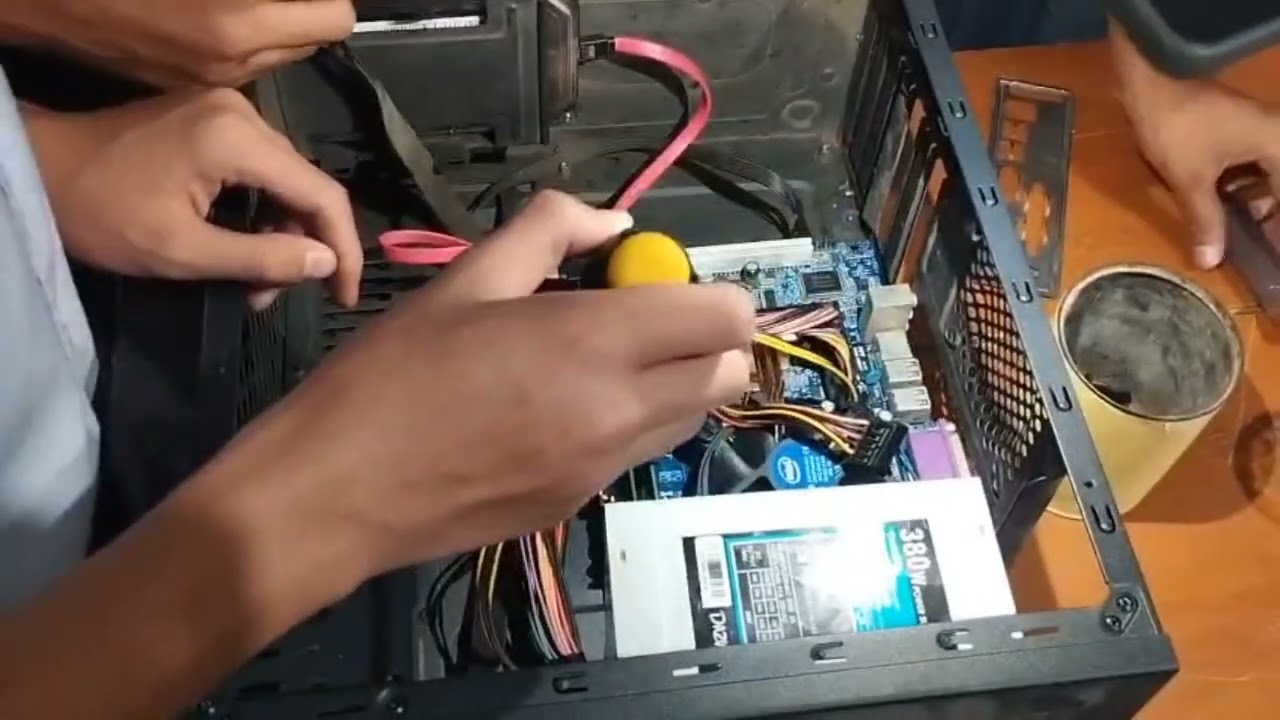 Tutorial merakit PC komputer.