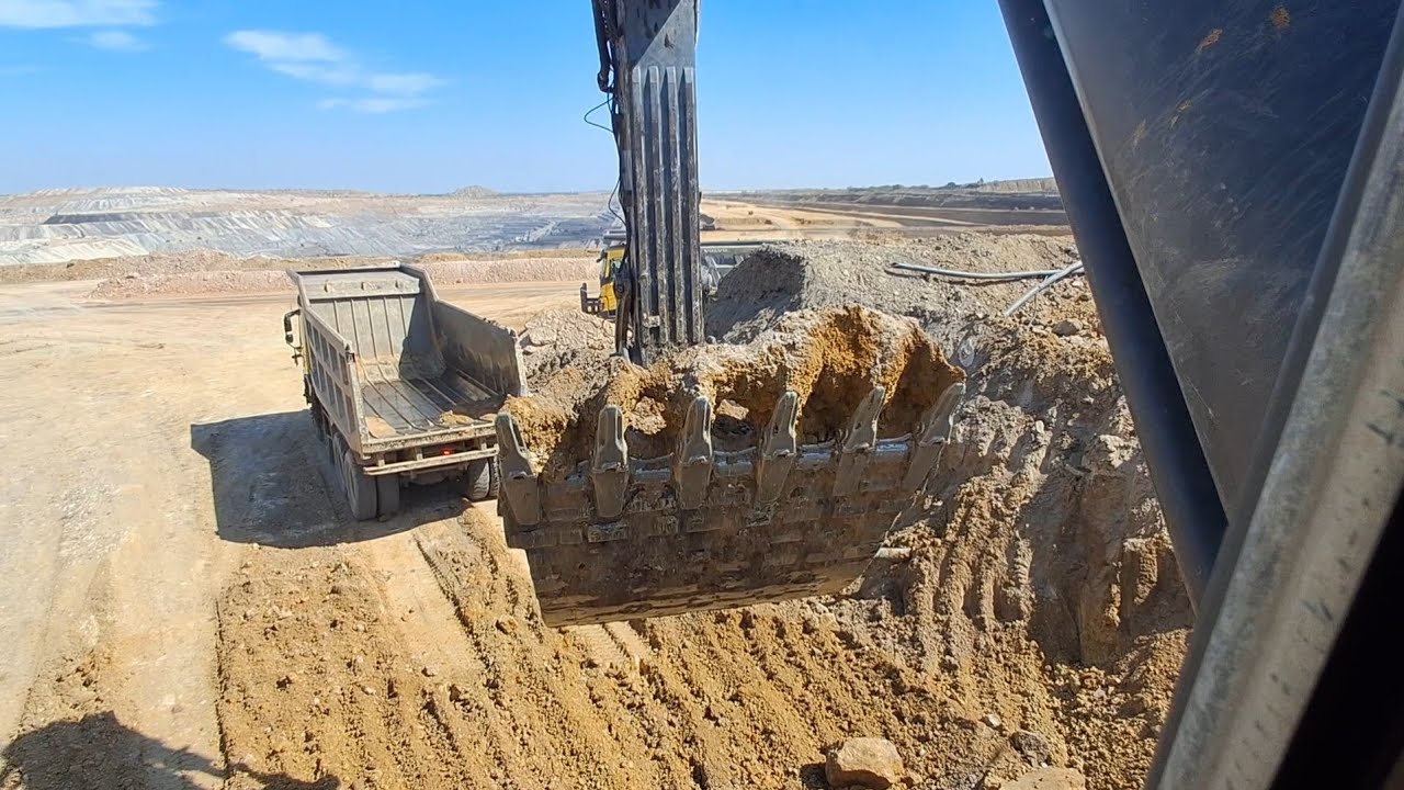 #video wahical Digging backhoe loading taracks 480&Volvo cat350 4k full loading jcb tractor video 
