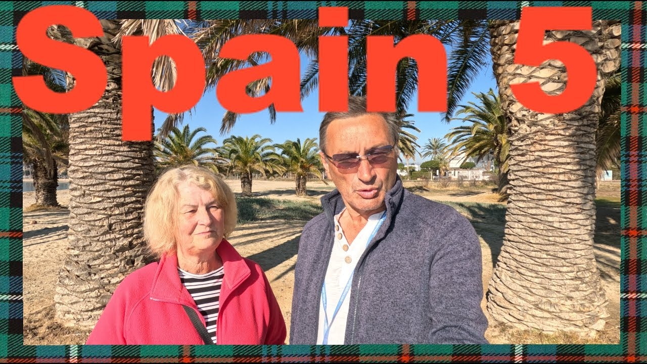 Spain 5 - We finally motivate ourselves to move our campervan two hours up the Spanish coast!