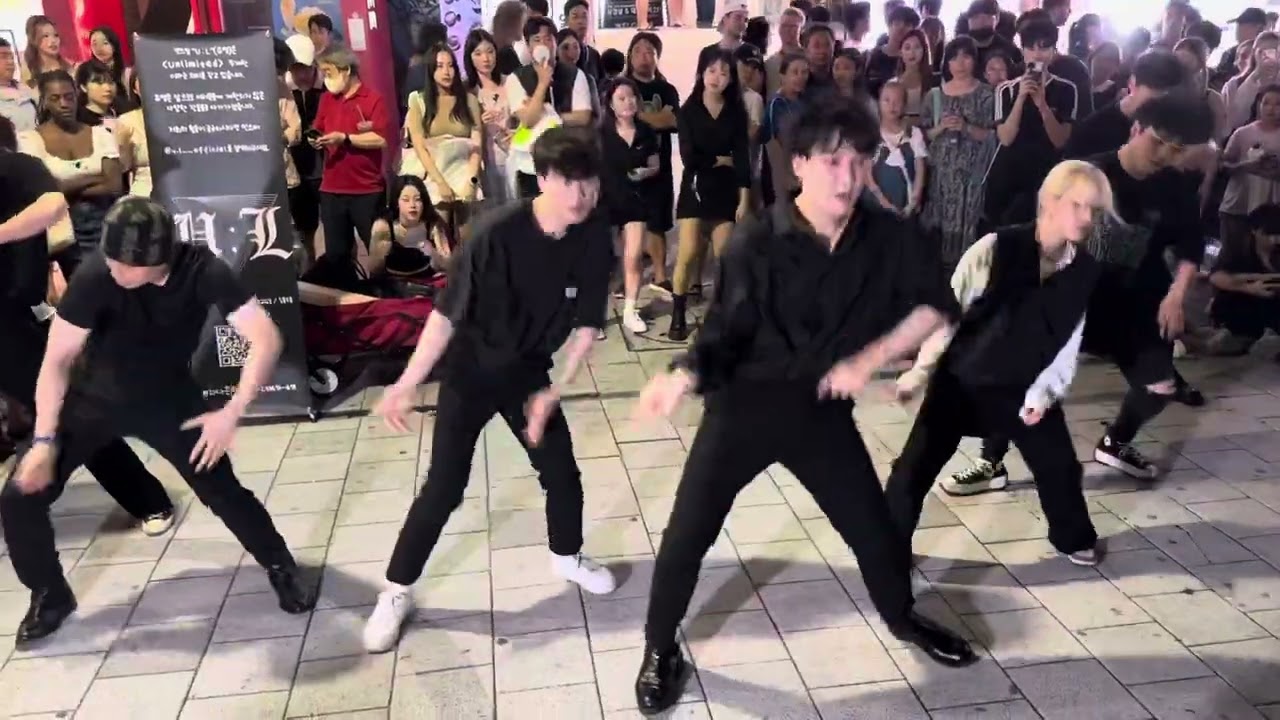 HONGDAE K-POP BUSKING - [BTS] Mic Drop