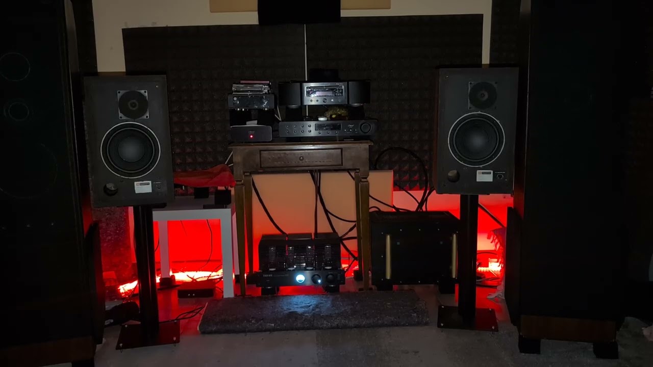 Prossimo video le Yamaha NS 10 degli studi di registrazione (per le zucche vuote) 😁✌️