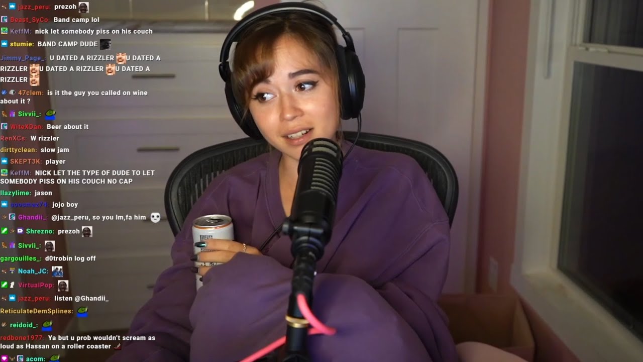 Maya talks about her boyfriend and Alveus