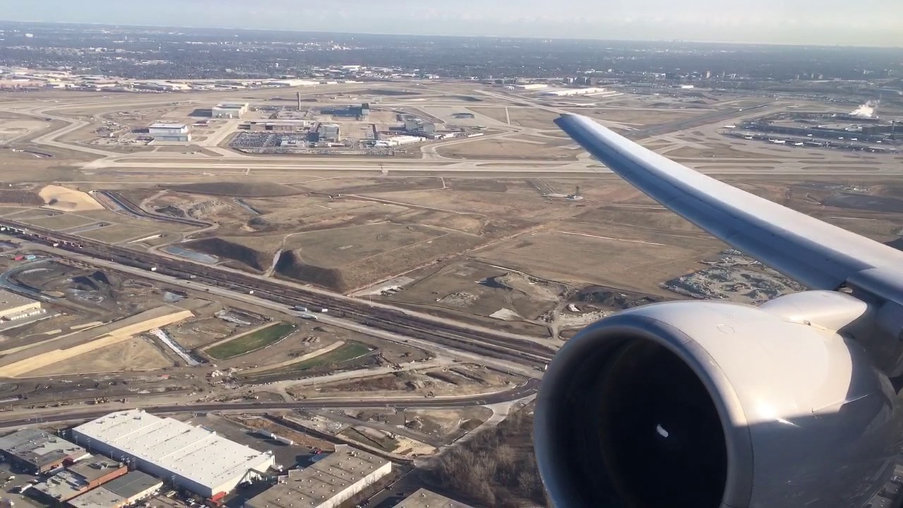 Chicago (ORD) to Honolulu (HNL) Takeoff - United 777-200