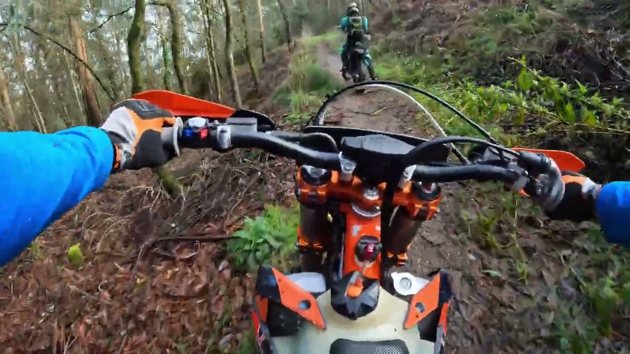 Sempre no chão!! | Enduro Portugal