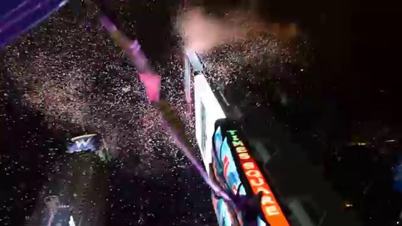 2016 New Year countdown at Times Square (HD)