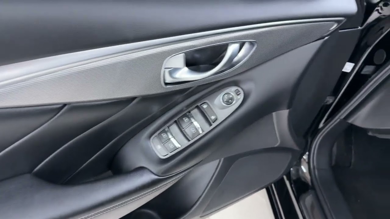 2016 INFINITI Q50 3.0t Premium Sedan 4D