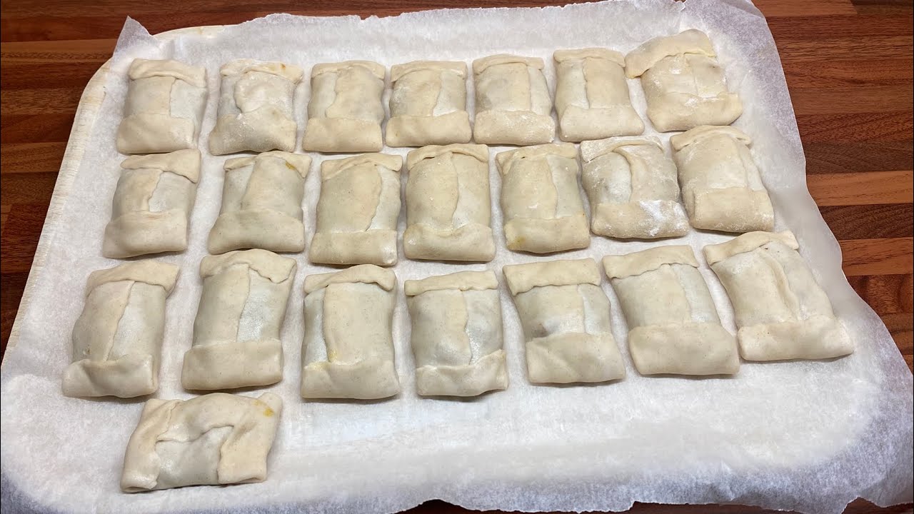 Chicken mughlai porota(bite size)-মুরগির মোগলাই পরোটা(ছোট্ট সাইজের)। 
