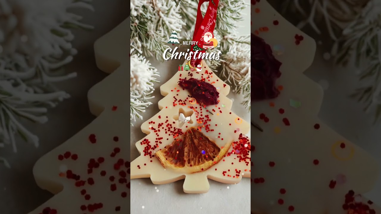 Christmas Tree Scented Wax Tablet #christmas #handmadecandles #homedecor