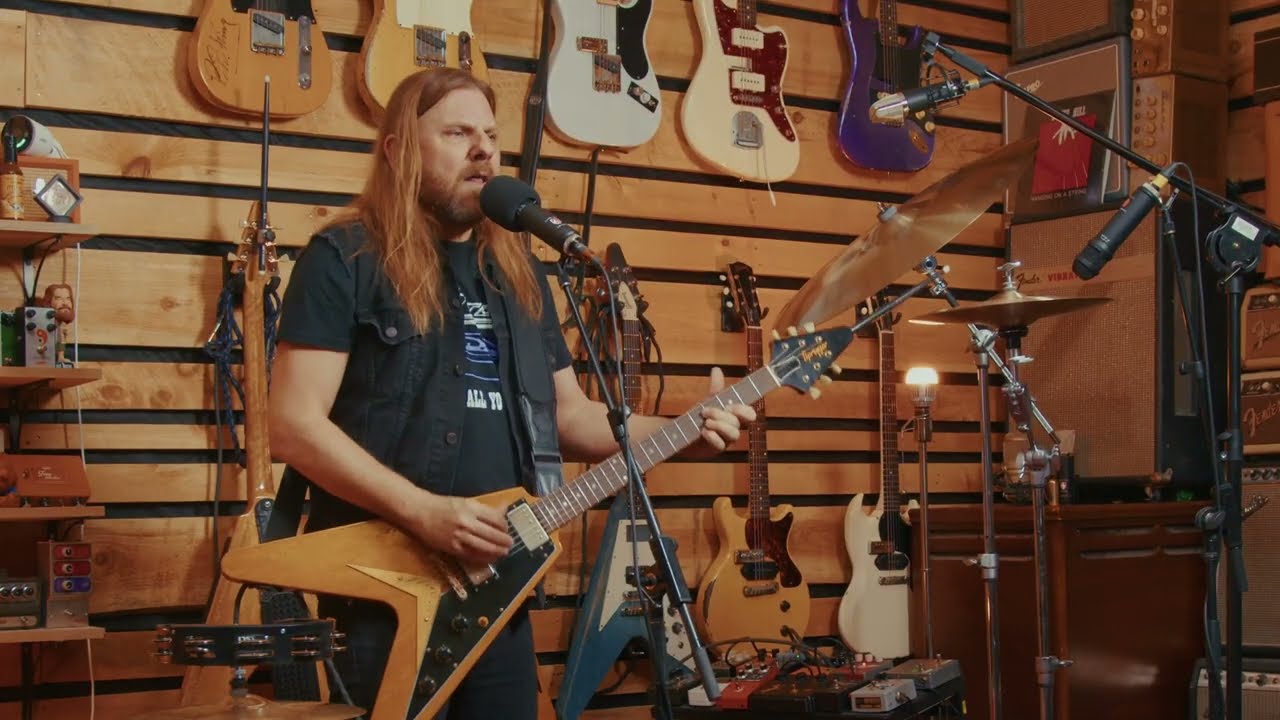 Steve Hill - Show Ya (Live in The Garage)