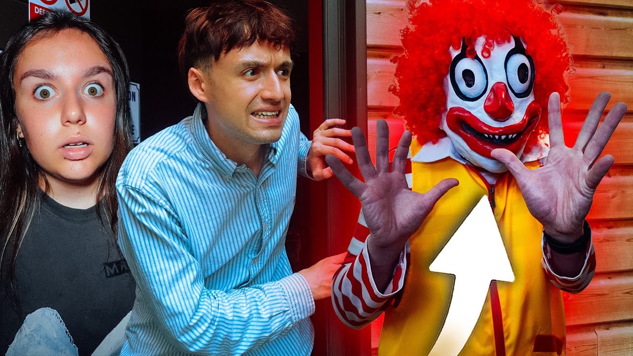 COMMENT CE CLOWN MÉCHANT EST RENTRÉ CHEZ NOUS ?! - PINK LILY