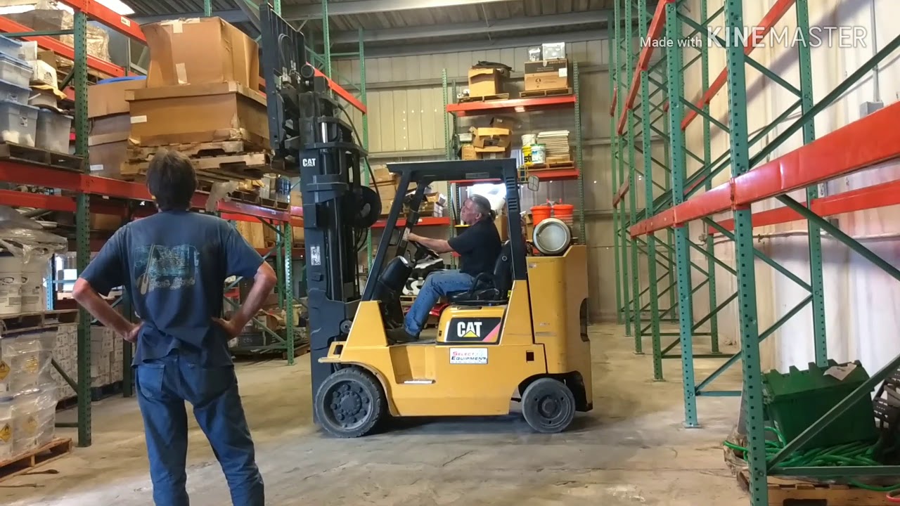 Forklift move in any direction good job at warehouse !