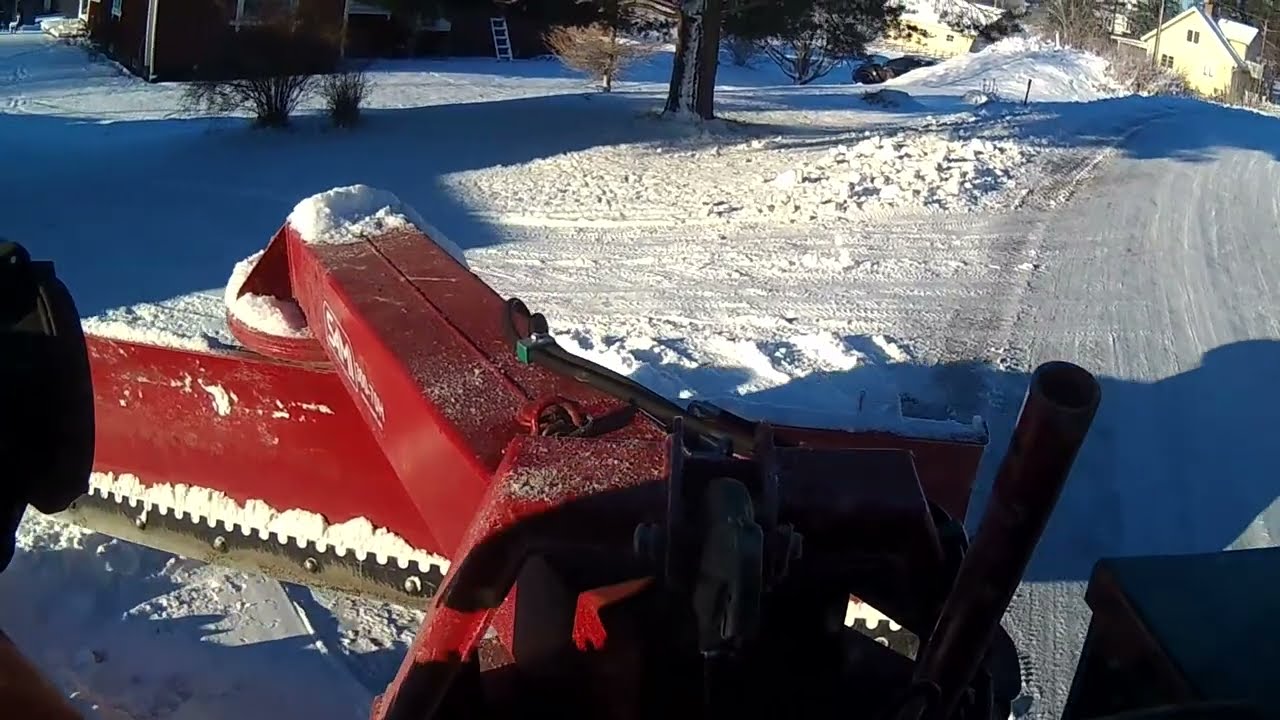 Snöplogning med SAMI 300-70H snö- och schaktblad. Del 3.