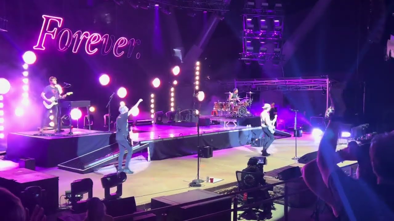 All Time Low Red Rocks Backseat Serenade