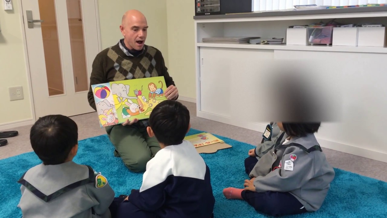 Picture Cards - live English class - kindergarten students  | Teacher Training - Mark Kulek - ESL