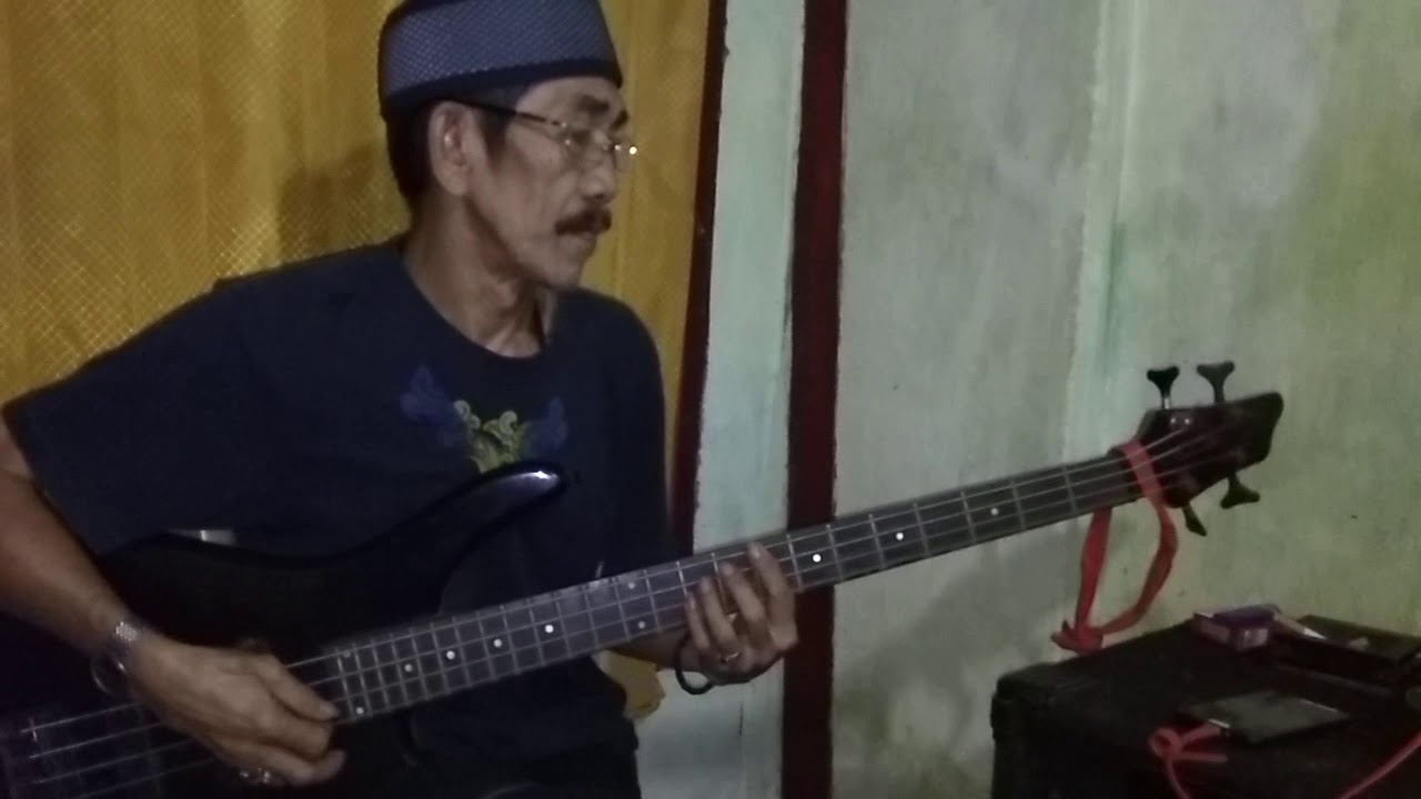 1001 HARI (ANIE ANJANIE                  (LIVE Cover)  cover Bass Daeng Bahar