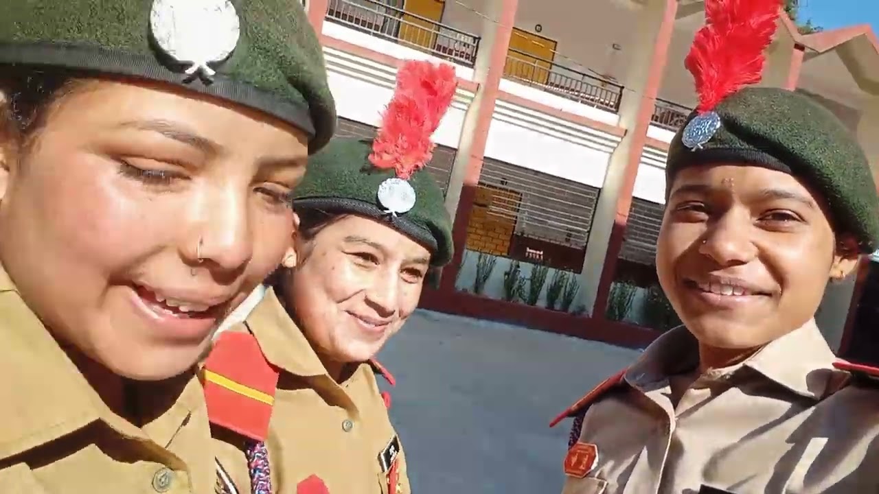  Aaj Sourabh bhai ka din hi khrab tha😂😆#buddy #friendship#friendship #funny #collagencc #viralvideo 