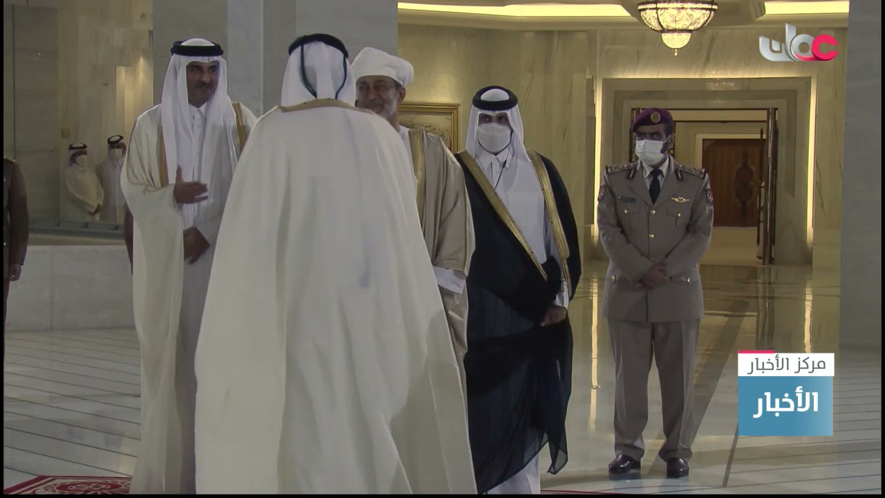 سمو الشيخ تميم بن حمد أمير دولة قطر يقيم مأدبة غداء رسمية على شرف أخيه جلالة السلطان المعظم