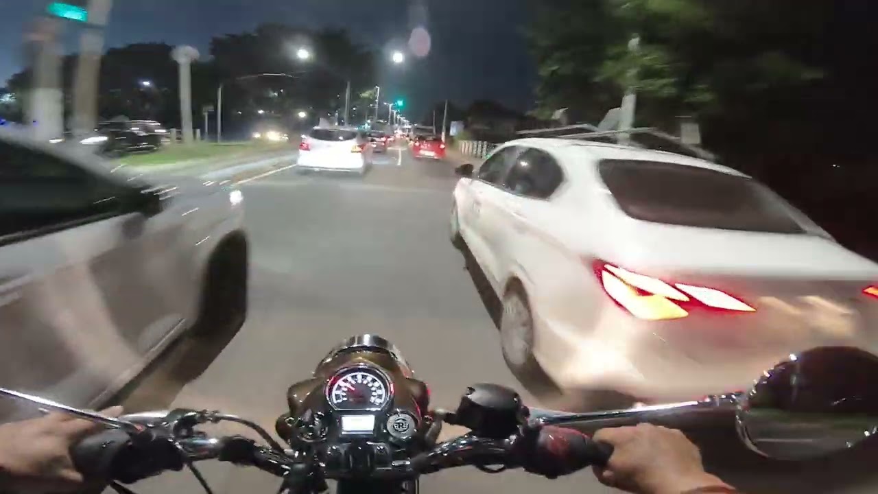 Rolê de moto. Indo a FATEC Jundiaí 