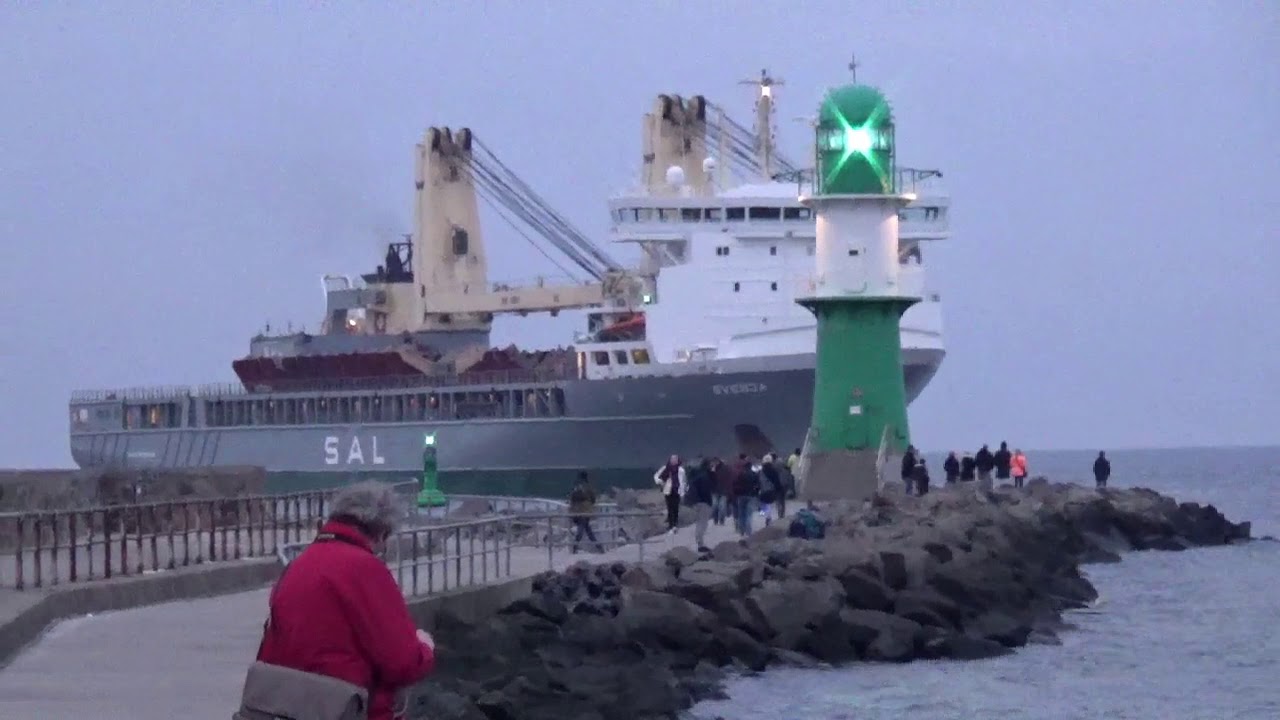 Schiffe in Rostock Warnemünde 🚢(08,02,2020) 😁👍