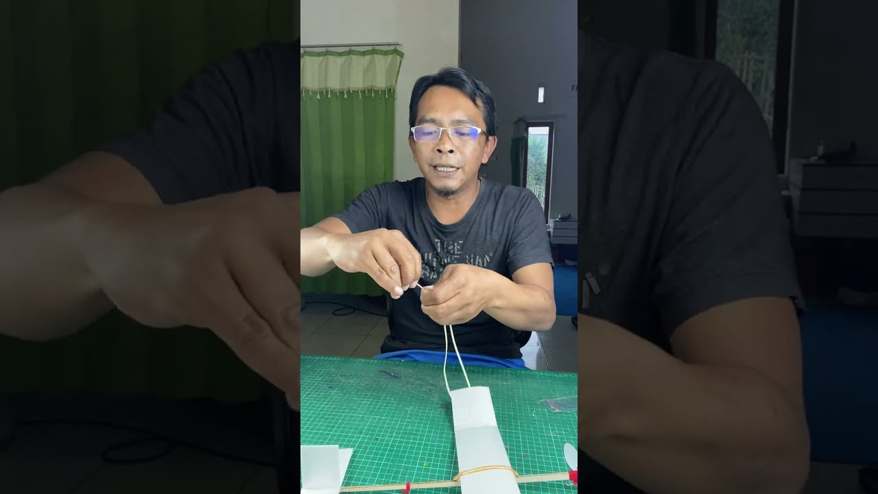 Assembling Kit Model Foamstem Rubber Powered