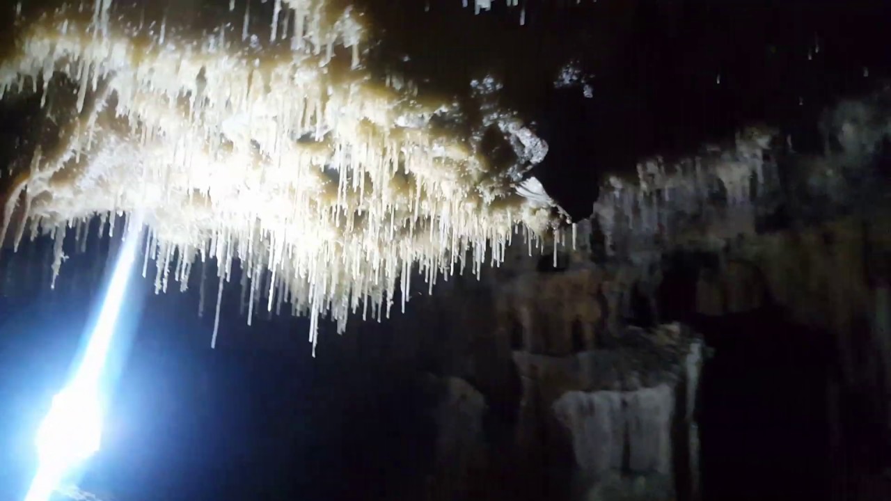 Pyrgos Dirou Caves / The Hellenic Caves / Dyros Vlychada