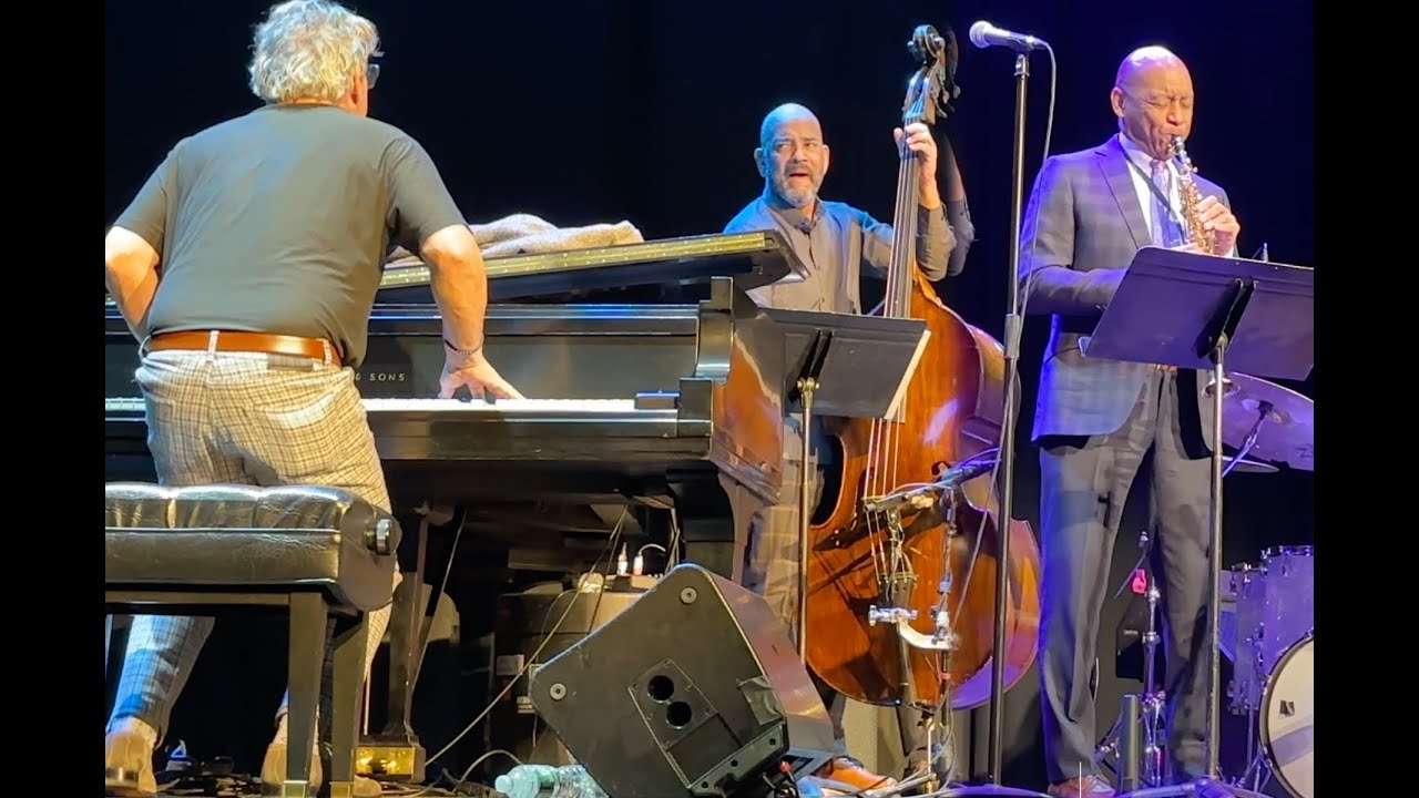 Excerpt: Branford Marsalis Quartet concert opener 