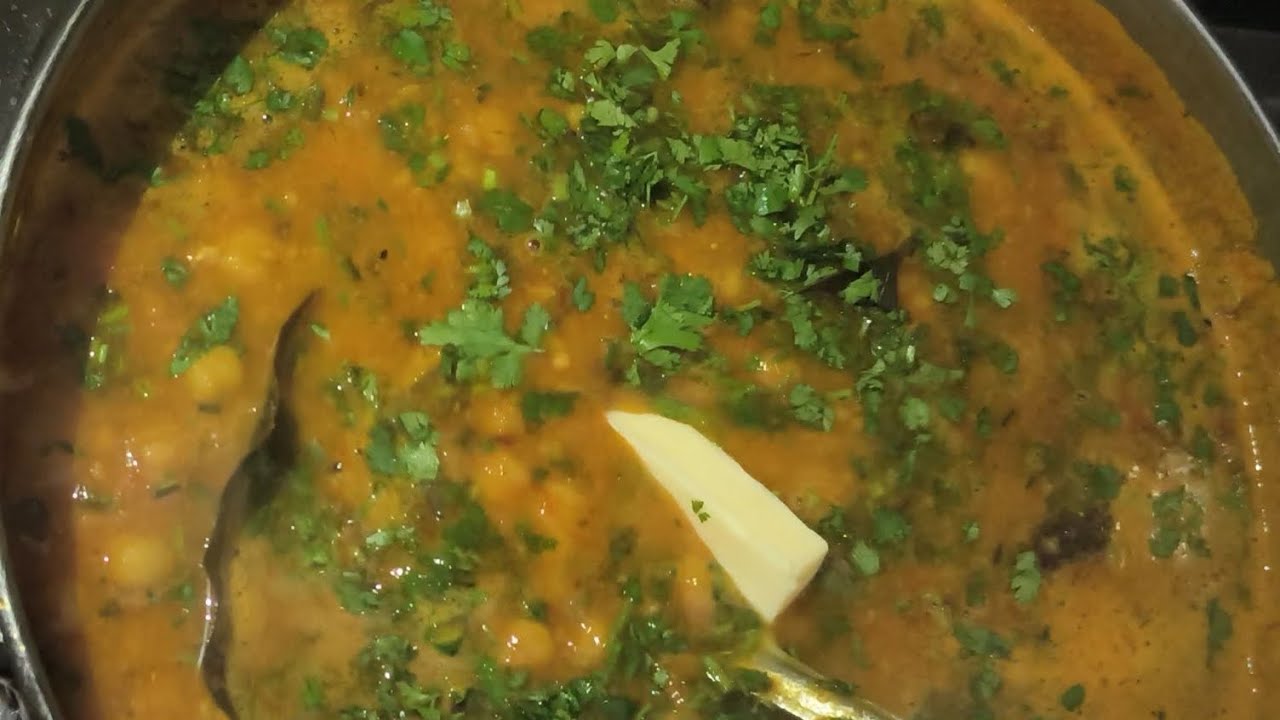 Garma-Garam chatpate Chole | Masala daar
