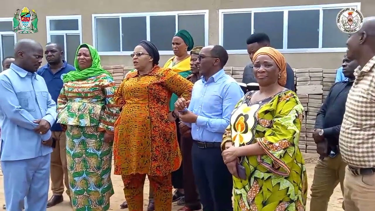 RC SINGIDA  AKAGUA MIRADI YA  MAENDELEO MANISPAA YA SINGIDA