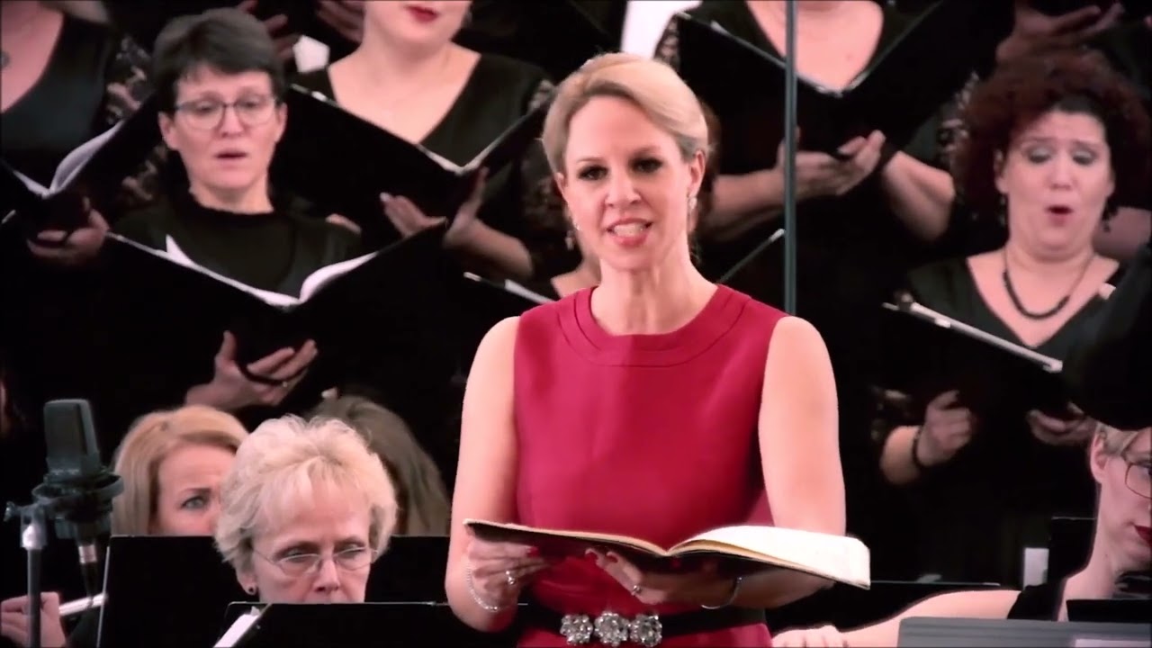Szabina Schn&ouml;ller- Francis Poulenc: Gloria /  I.Gloria