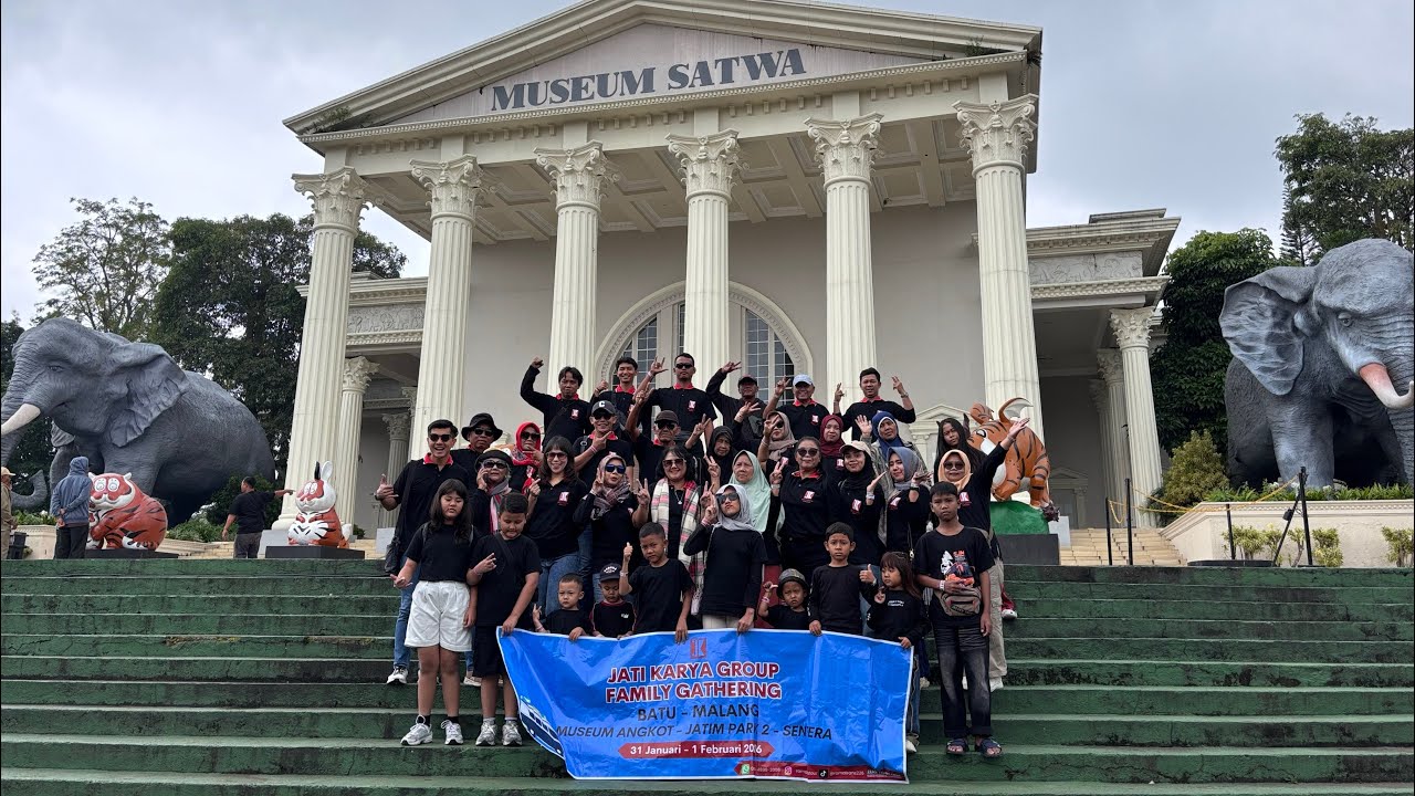 Family Gathering Jati Karya Grup ke Batu Malang - Rama Trans