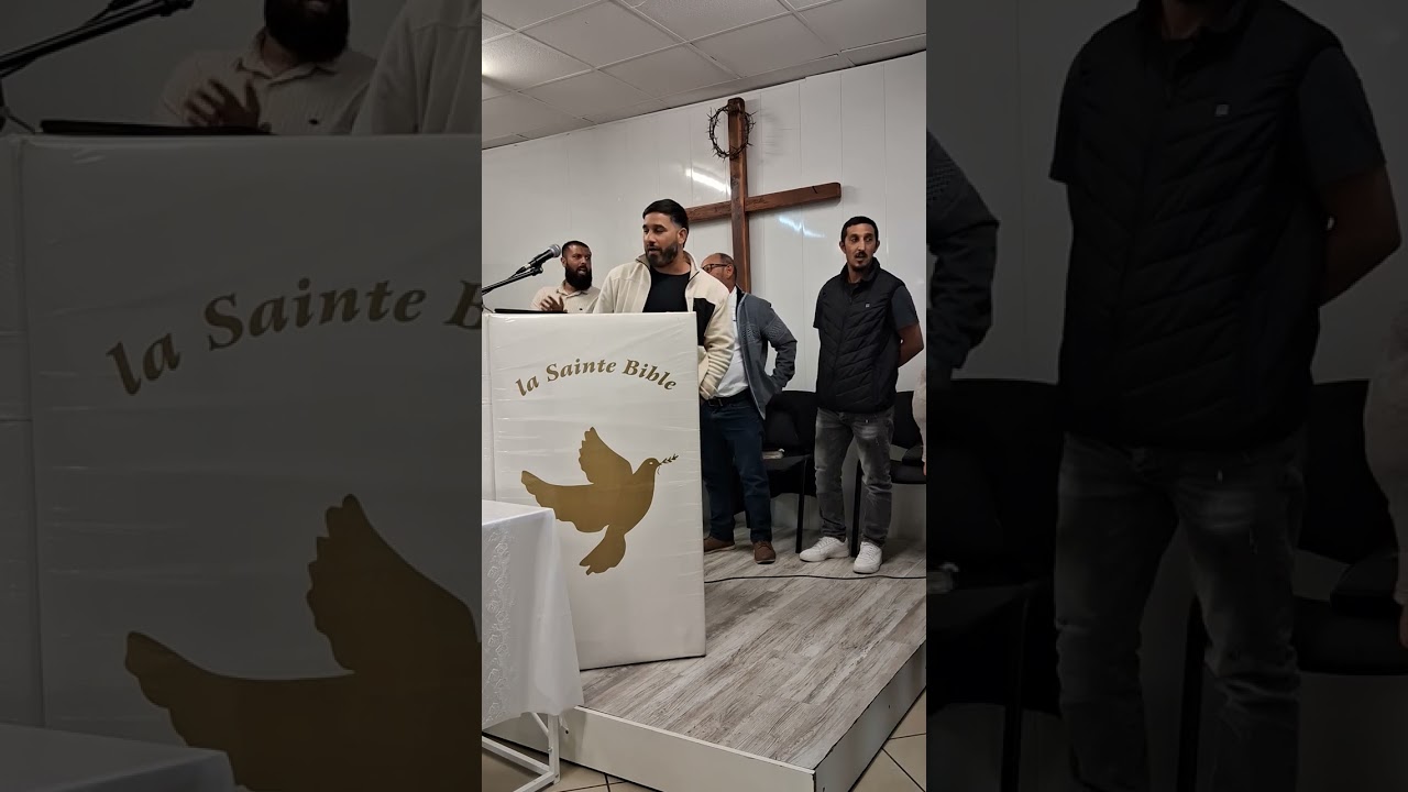 Cantique et témoignages de l'église avec la visite du frère et la sœur de lezignan