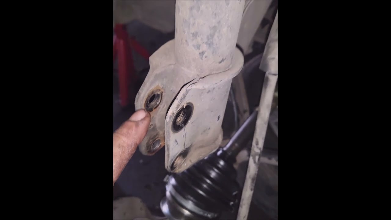 Desmontar  (sustituir, cambiar) homocinetica Chevrolet Celta, parte 2