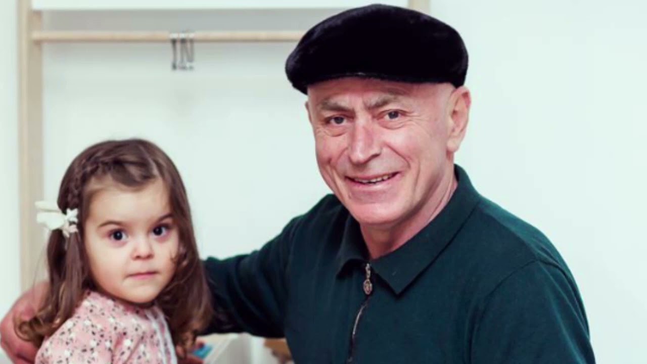 60 ЛЕТНИМ ЮБИЛЕЕМ ДРУЗЬЯ  ПОЗДРАВЛЯЮТ УРОЖЕНЦА ИЗ СЕЛА ГУНУХ ЧАРОДИНСКОГО РАЙОНА ГАЗИ ГАДЖИЕВА