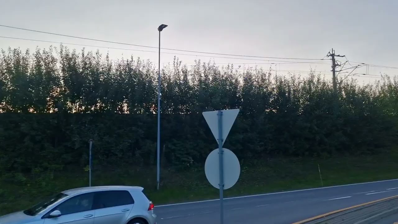 Von Fluberg über, die Grenze in Orje,nach Schweden.In Degerfors laden.In Habo am See schlafen.