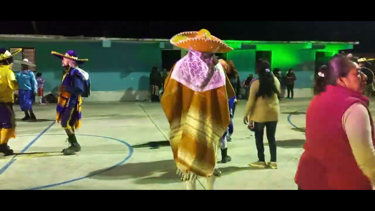 ASI SE VIVIO EL CIERRE DE CARNAVAL EN GENARO VAZQUEZ, OCOTEPEC  CON *Los Juniors de Tierra Mixteca
