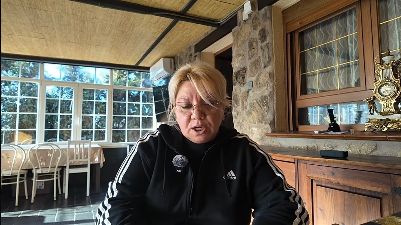 Сказал больше не люблю.  В один миг мой мир рухнул. 