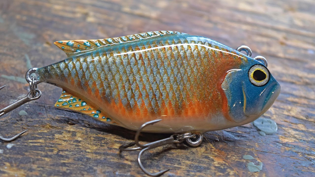 Carving a TROPICAL Crankbait from Pine Wood