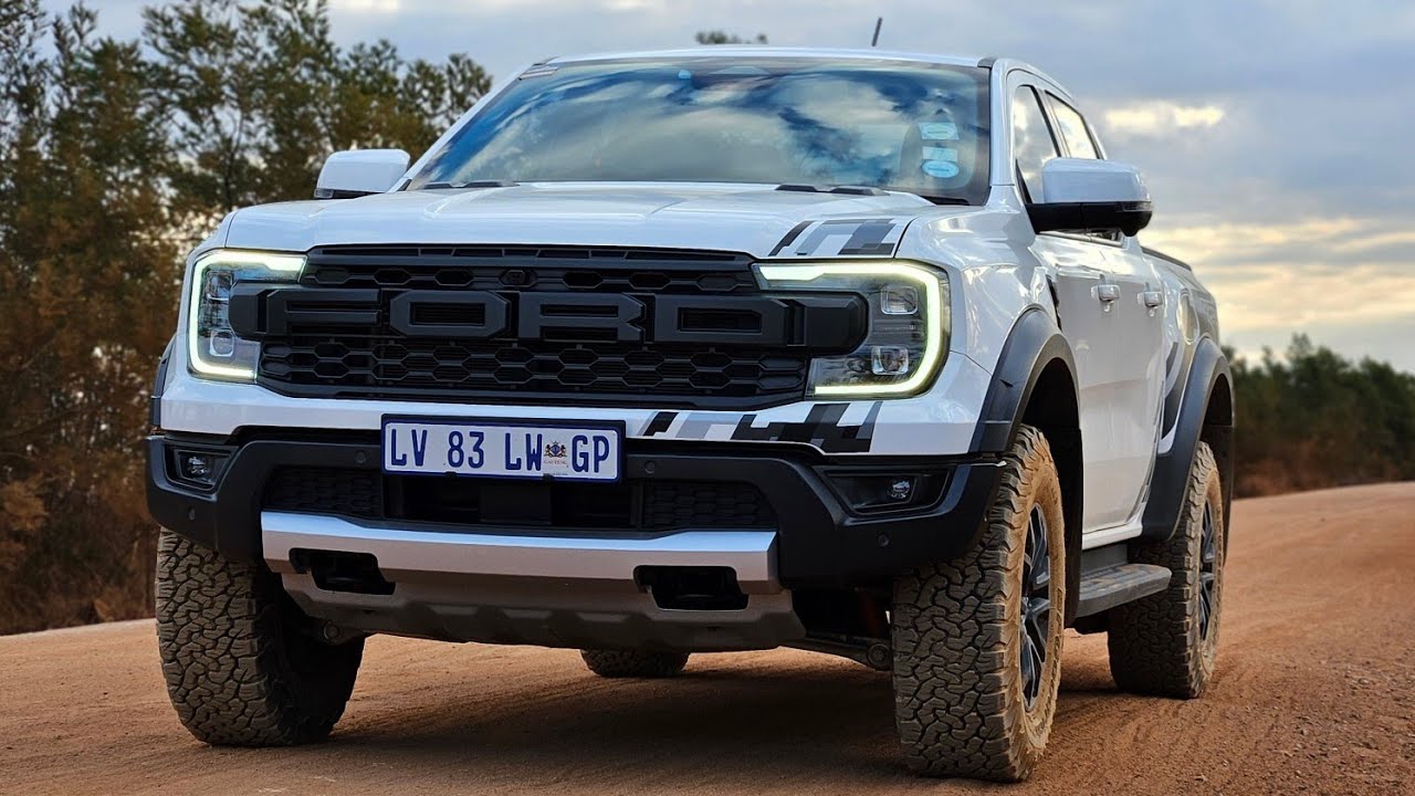 Gravel Road Drive - 2025 Ford Ranger Raptor 3.0L V6 - Honest Reflections On Living With It!
