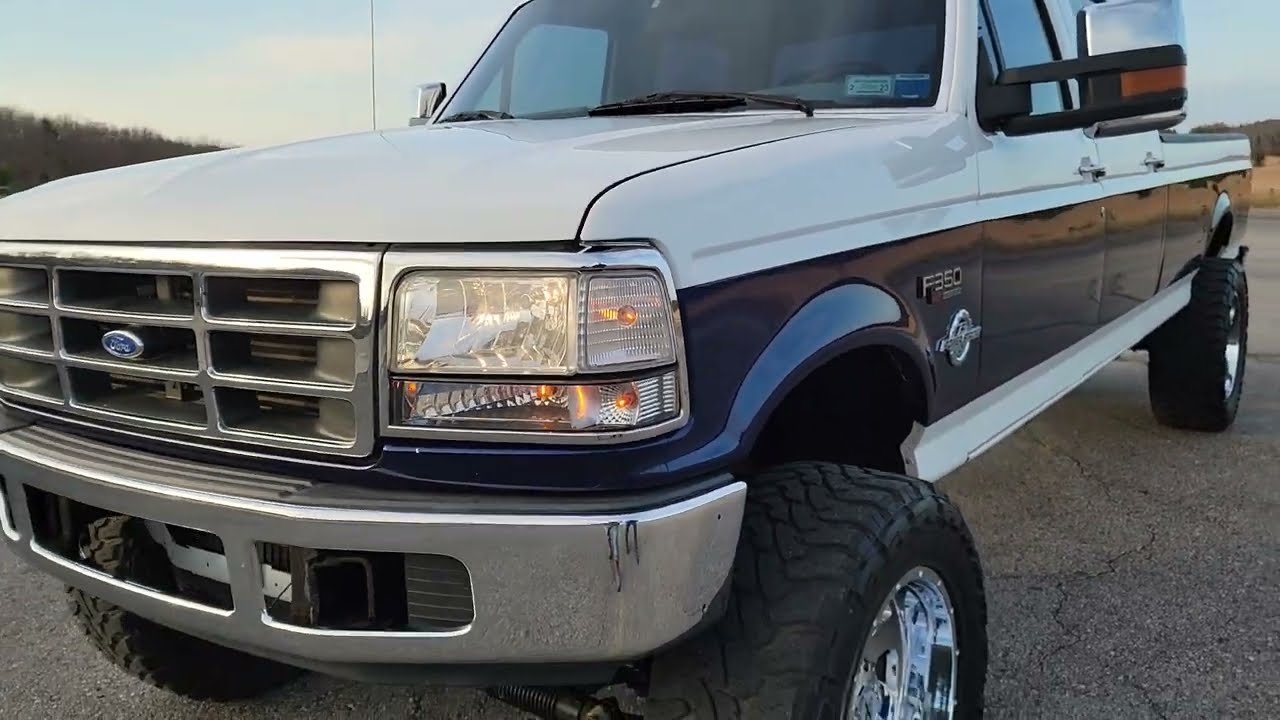 Продаётся Ford F350 Super Duty Crew 1997 года выпуска, объём 7,3 л