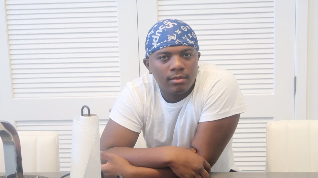 MY LITTLE SISTER BOYFRIEND IS NOW IN LA !! HE'S LOOKING FOR DDG