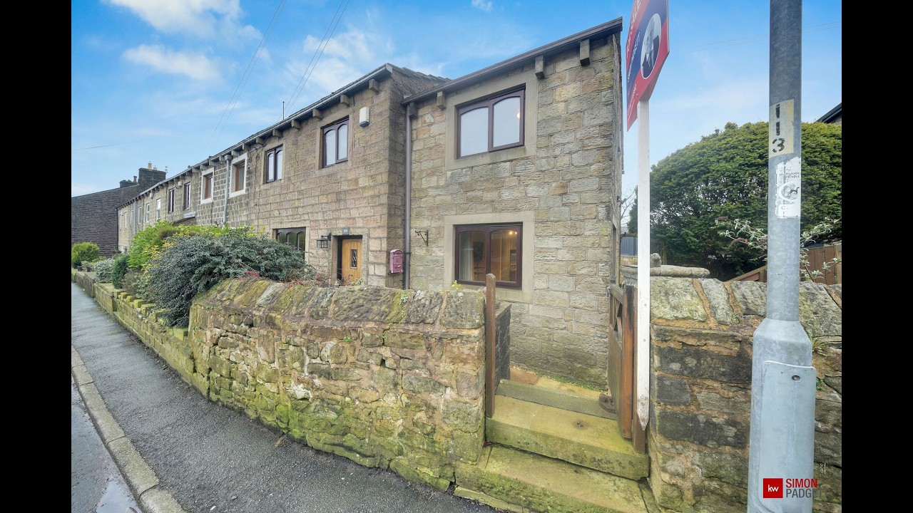 A three-bedroom stone-built end-terrace cottage located in the heart of the village of Fence