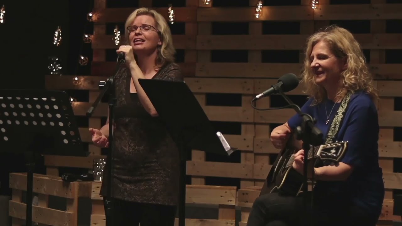 Svatý, svatý, Beránek náš (Revelation Song)