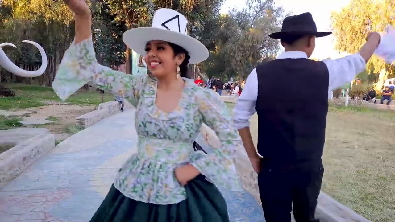 K'acha Warmis A MI SACABA 4k (cueca2025)