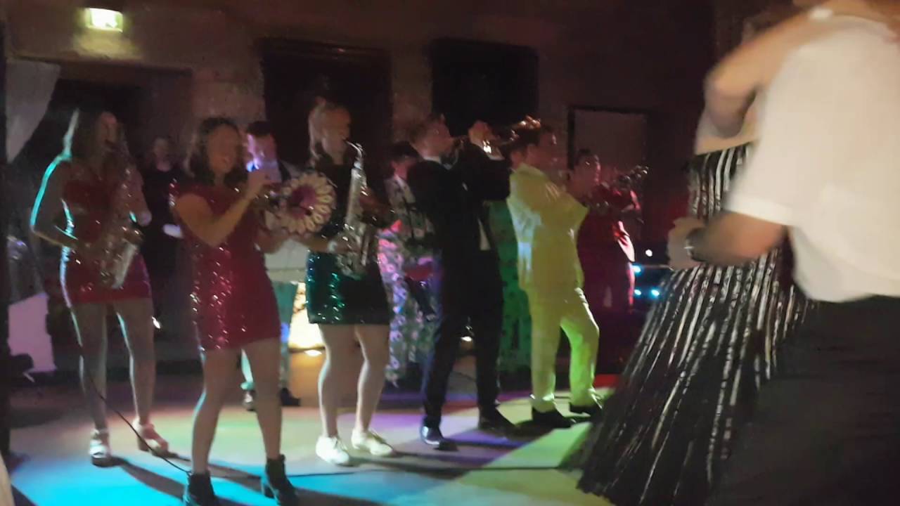 Abiball auf der Godesburg 24.06.2016. Die Druckluft Brass- und Performance Band live.