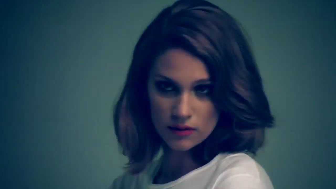 ALL Magazine 56. Issue Cover Fashion Photoshoot Farah Zeynep Abdullah