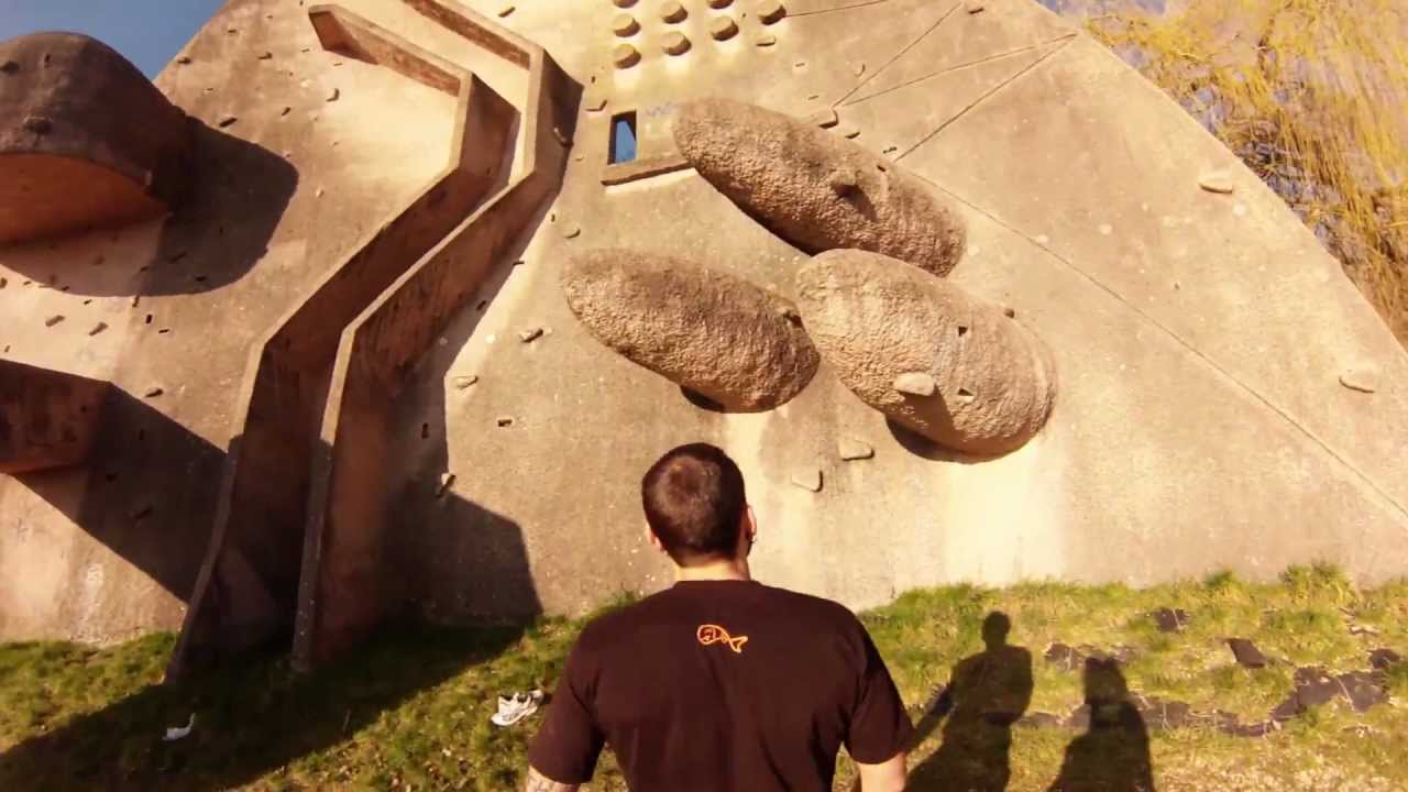 Dame du Lac - Right Side